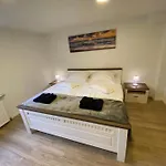 Apartmán Schoene Mit Garten Beim Outletcenter 5 Km Boostedt