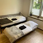 Schoene Mit Garten Beim Outletcenter 5 Km Apartmán Boostedt