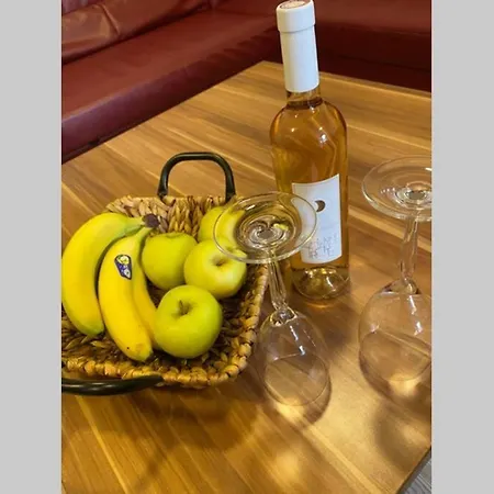 Schoene Mit Garten Beim Outletcenter 5 Km * Boostedt