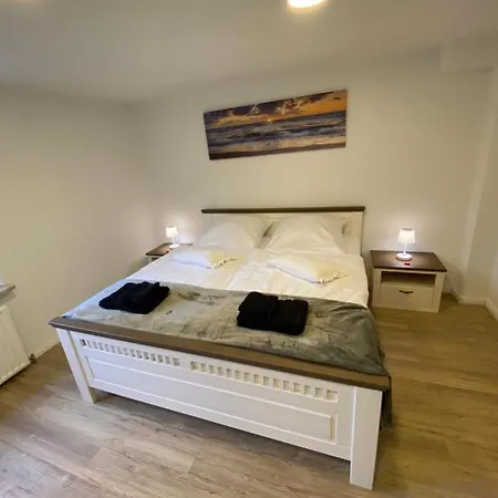 Apartment Schoene Mit Garten Beim Outletcenter 5 Km Boostedt