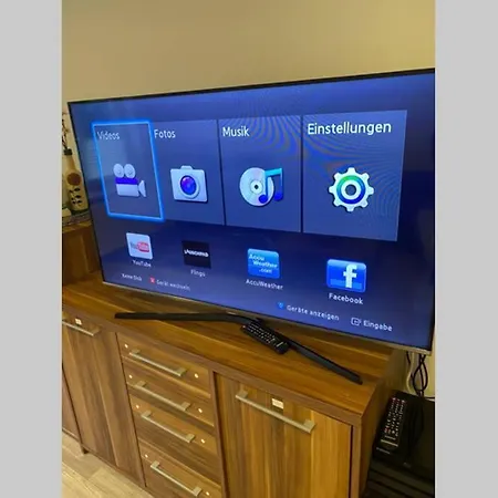 Schoene Mit Garten Beim Outletcenter 5 Km Lejlighed *