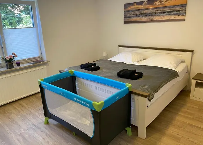 Schoene Mit Garten Beim Outletcenter 5 Km